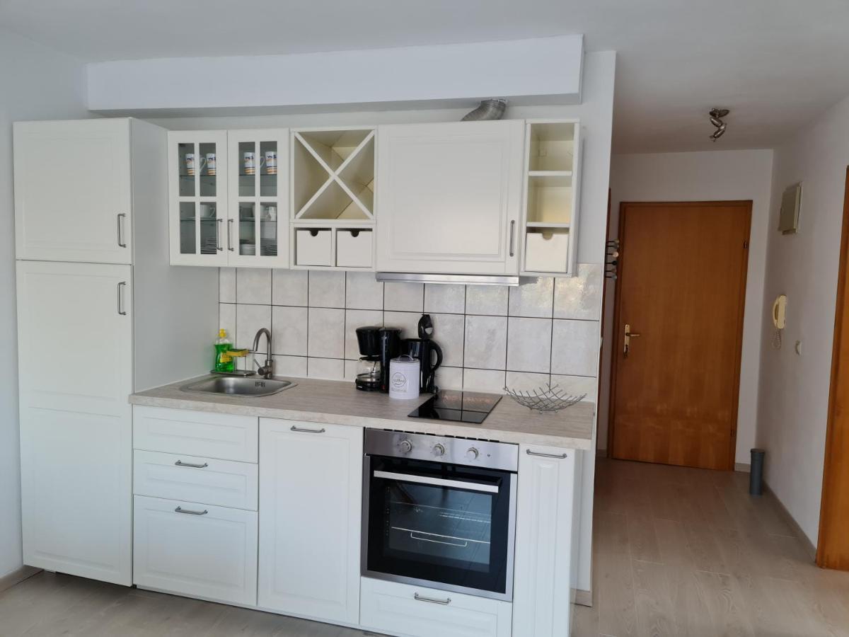 Apartment Mira Pula Buitenkant foto
